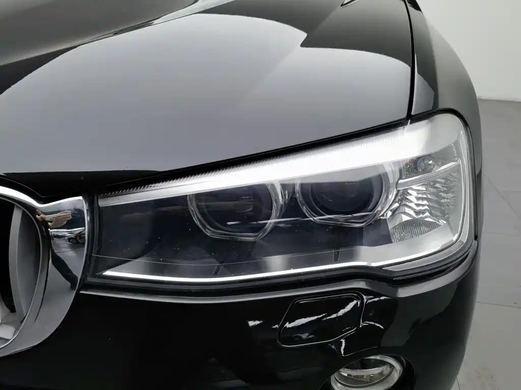 BMW X3 (Import) — миниатюра 7