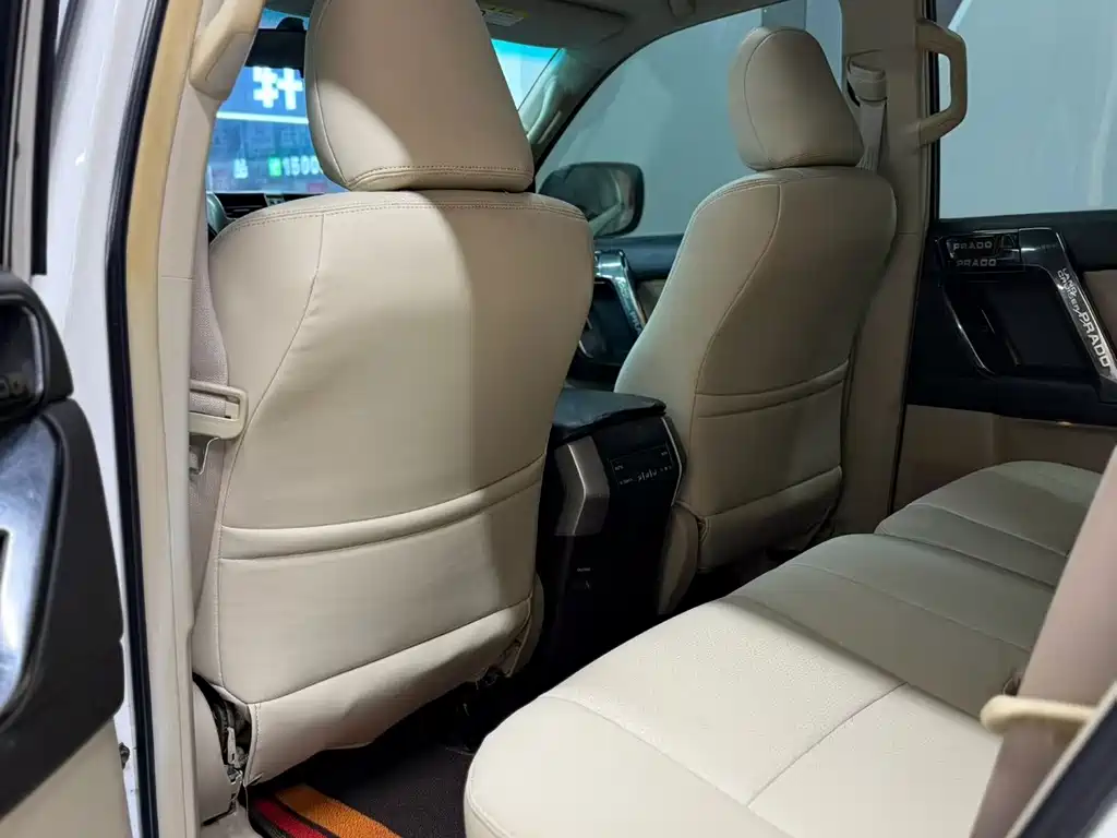 Toyota Prado — миниатюра 8
