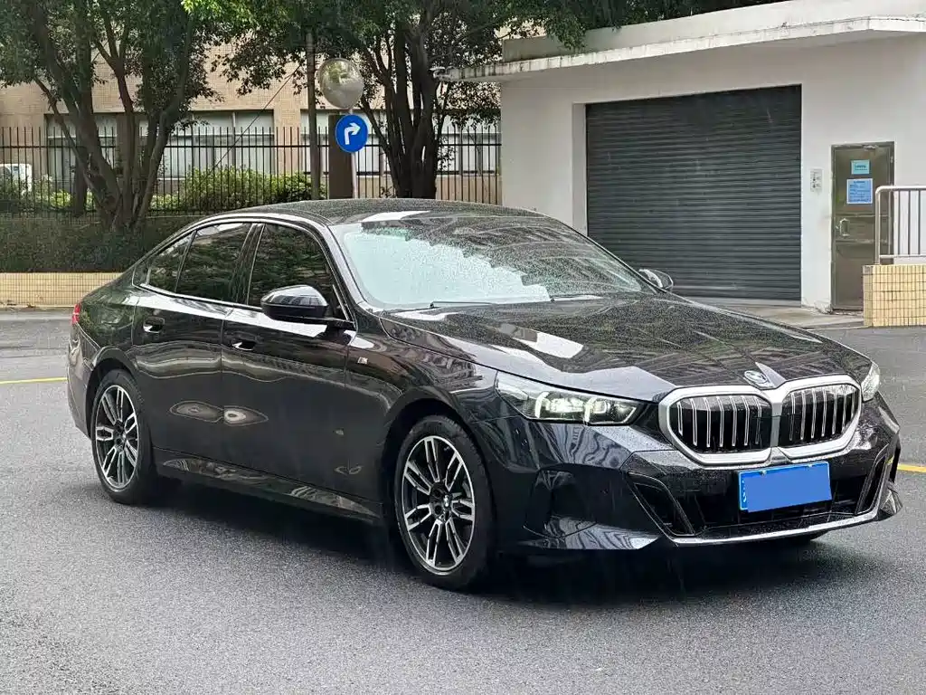 BMW 5 Series (Import)