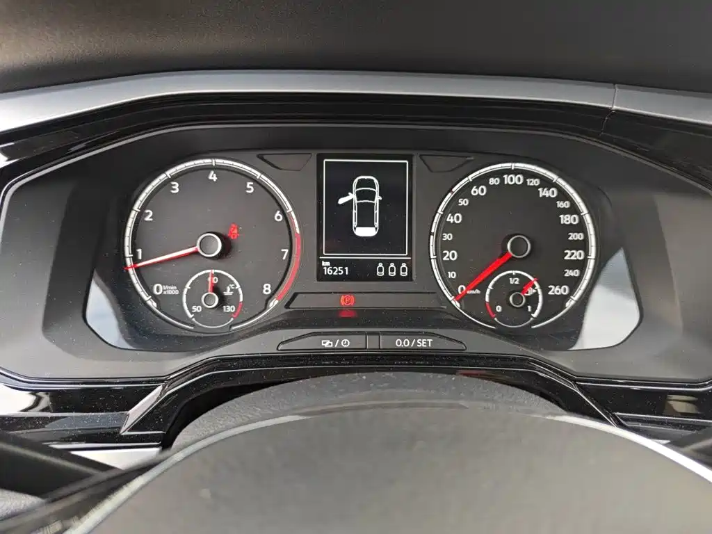 Volkswagen Polo — миниатюра 7