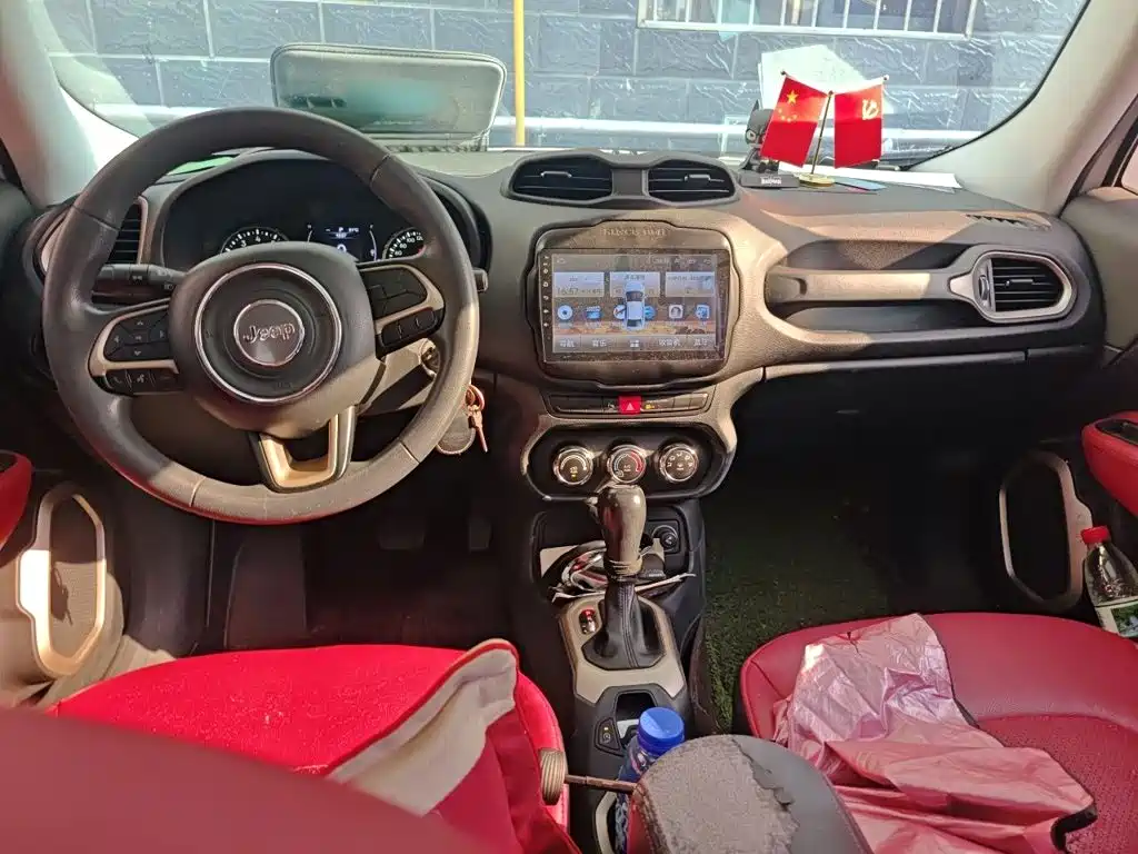 Jeep Renegade — миниатюра 10