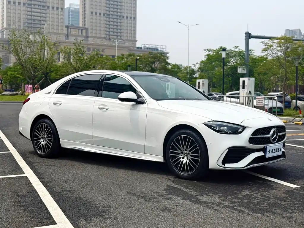 Mercedes-Benz C-Class — миниатюра 5