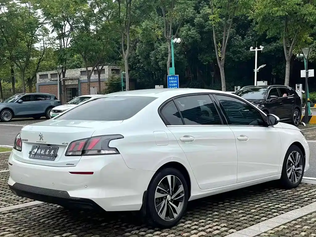Peugeot 408 — миниатюра 6