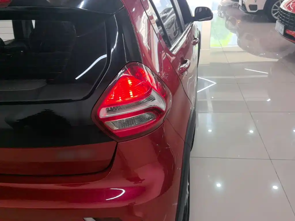 Geely Vision X1 — миниатюра 8