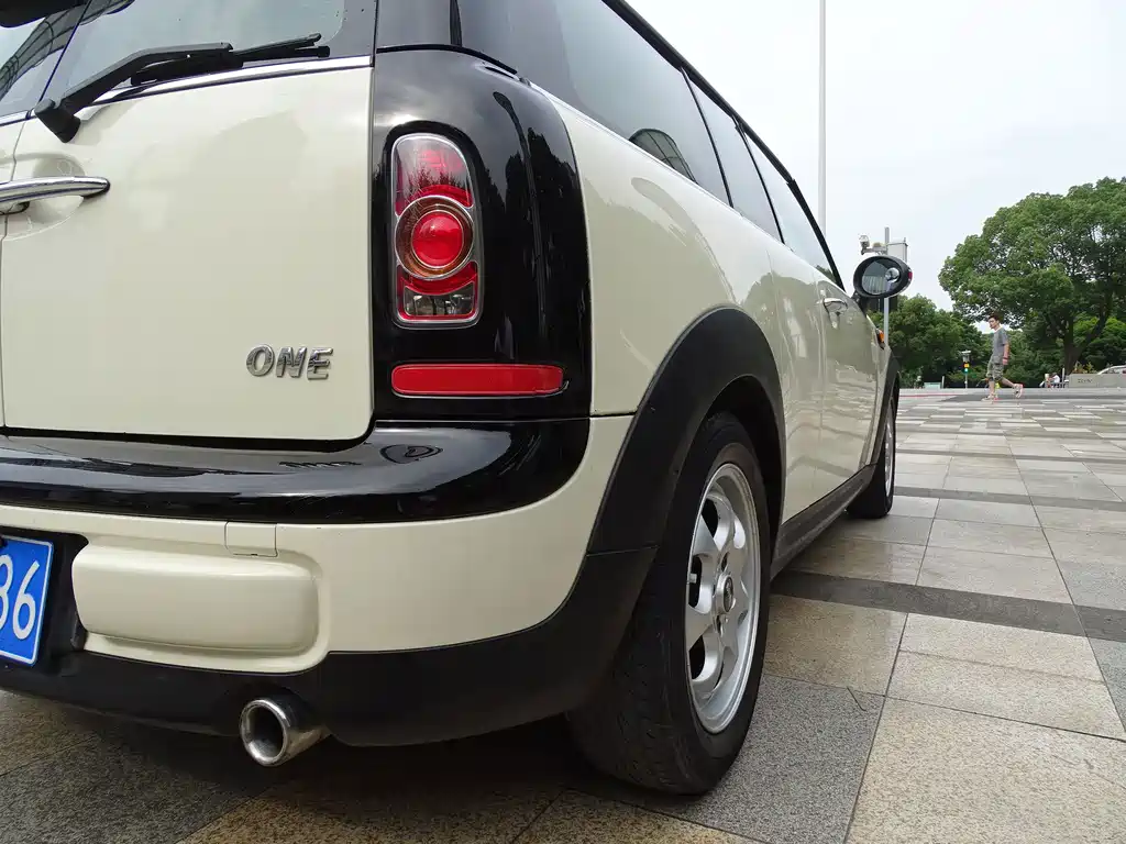 MINI Mini Clubman — миниатюра 12