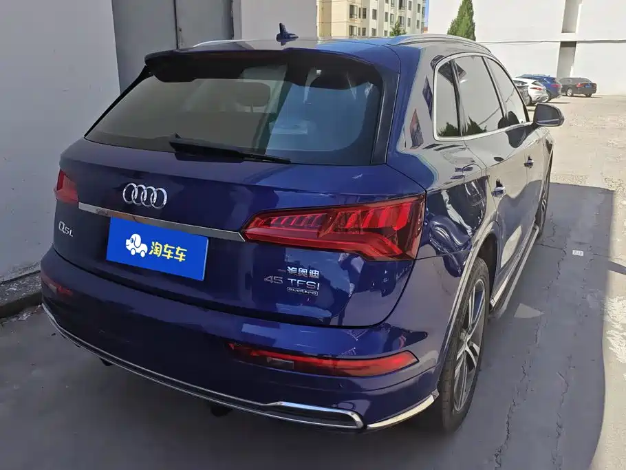 Audi Q5L — миниатюра 3