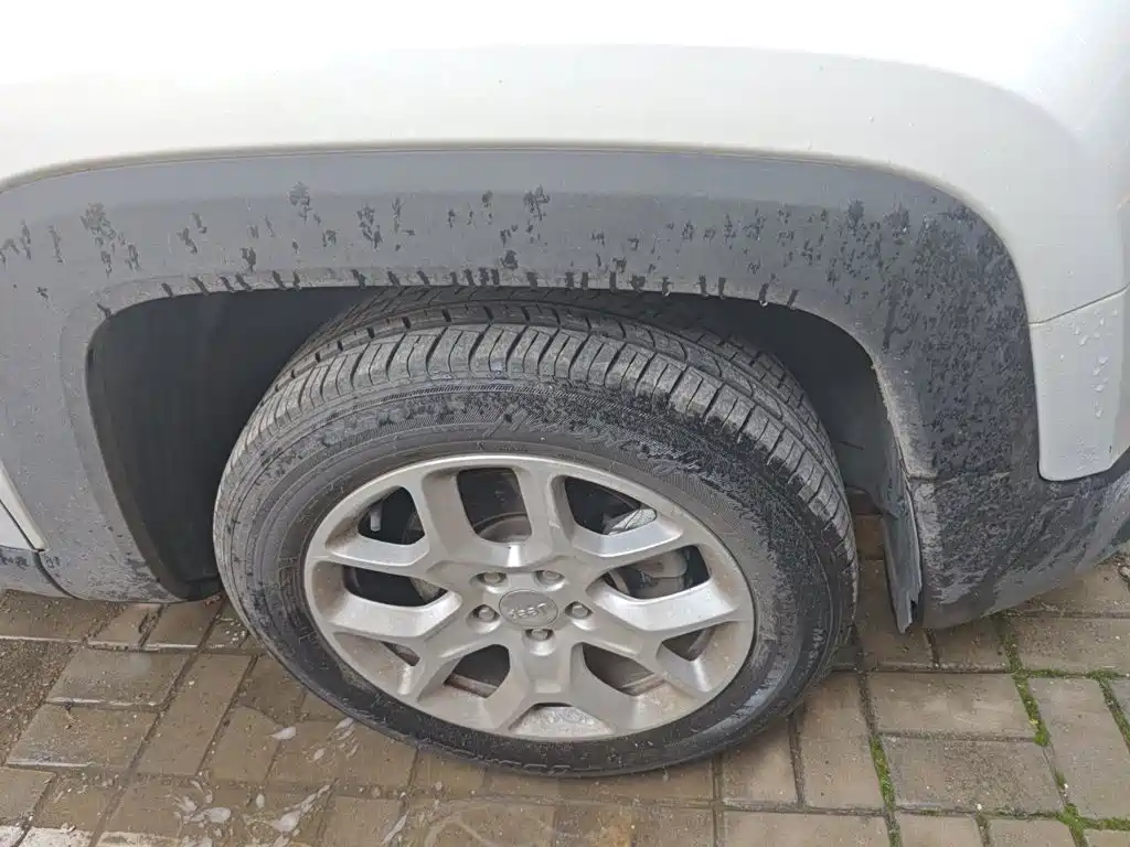 Jeep Renegade — миниатюра 8