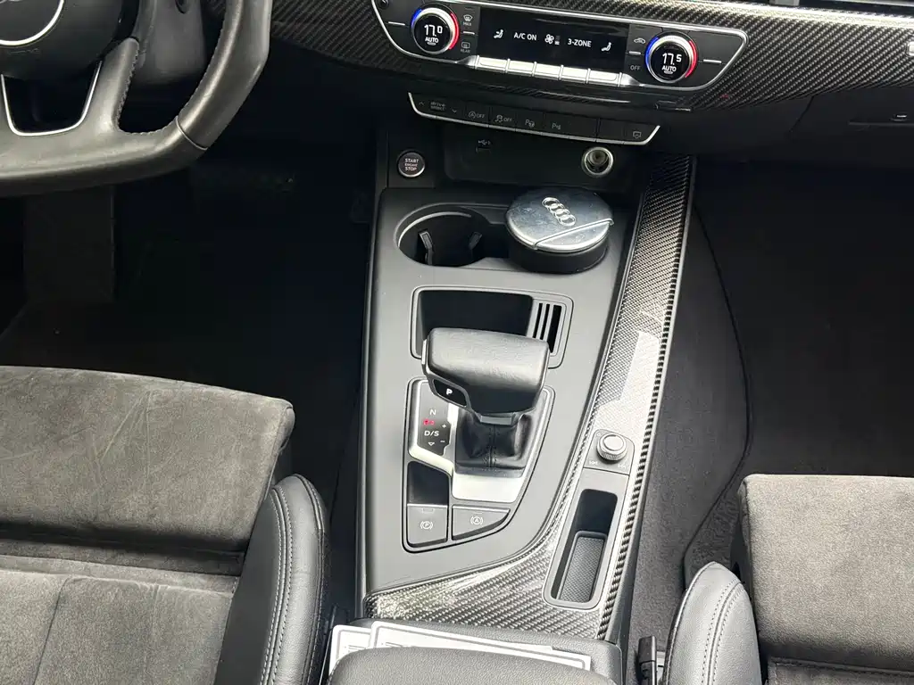 Audi A4L — миниатюра 8