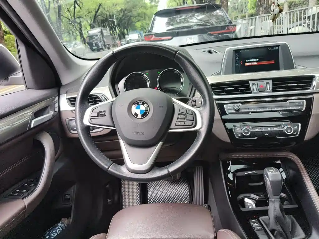 BMW X1 — миниатюра 3