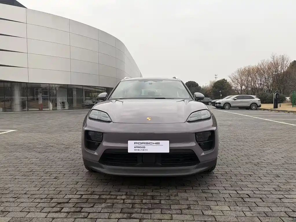 PORSCHE MACAN NEW ENERGY