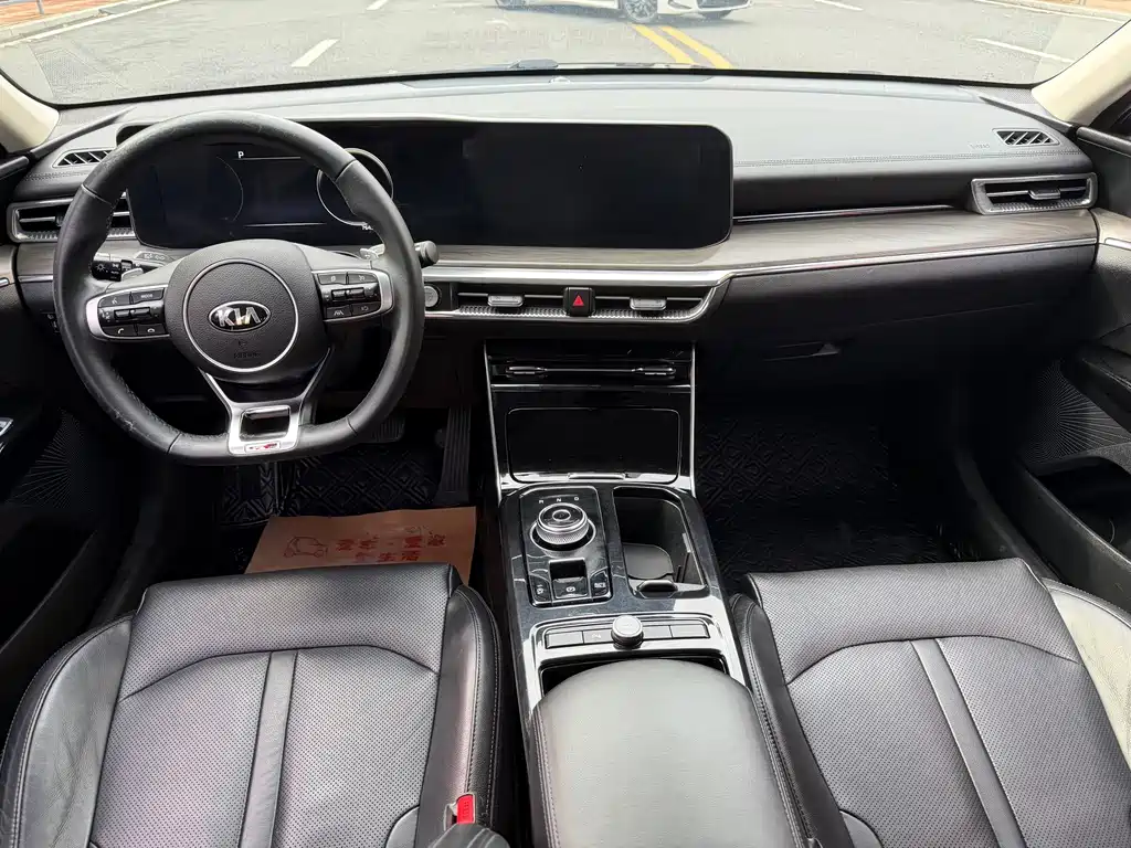 Kia K5 — миниатюра 5