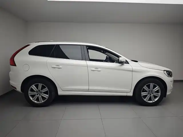 Volvo XC60 — миниатюра 4