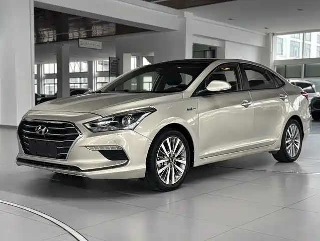hyundai name-picture