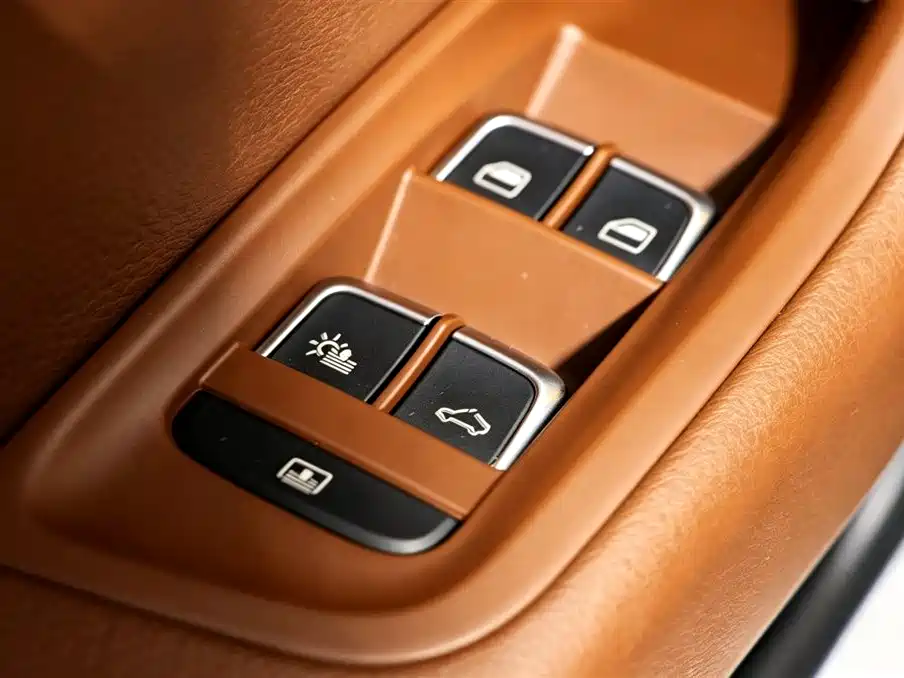Audi A6L — миниатюра 11