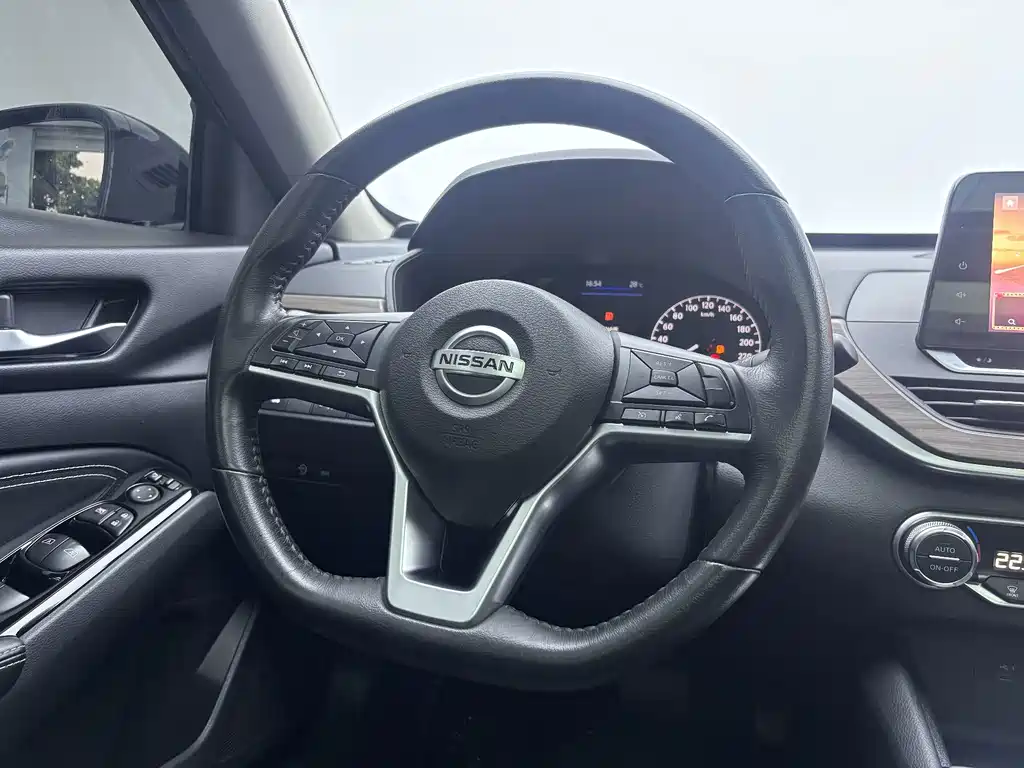 Nissan Teana — миниатюра 13