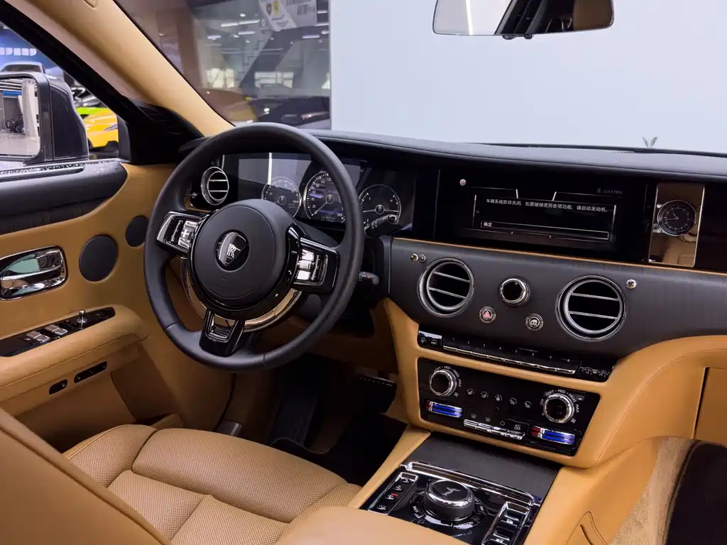 Rolls-Royce Ghost — миниатюра 17