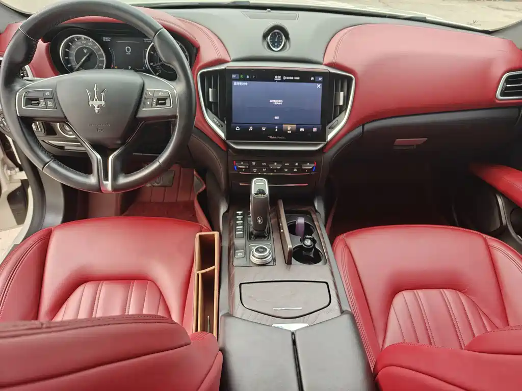 Maserati Ghibli — миниатюра 8