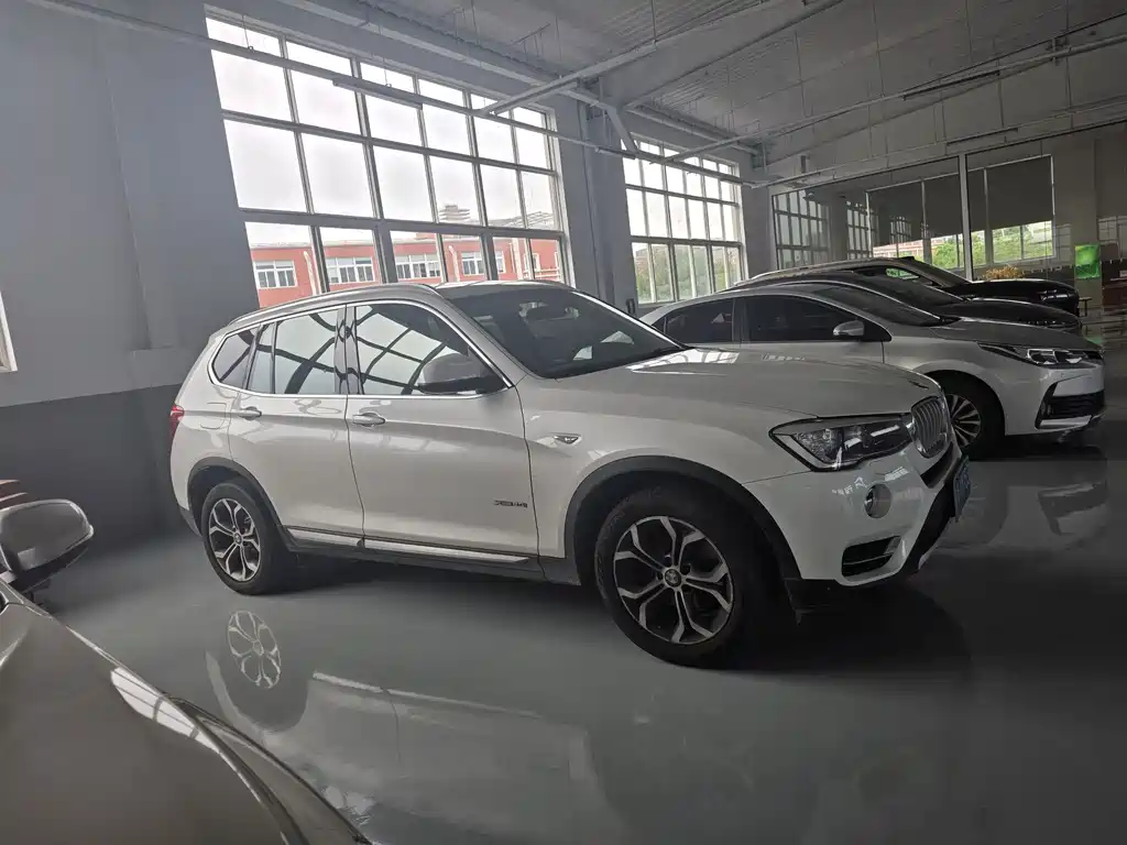 BMW X3 (Import) — миниатюра 3