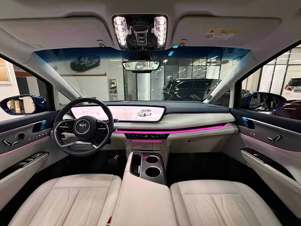 BUICK GL8 NEW ENERGY