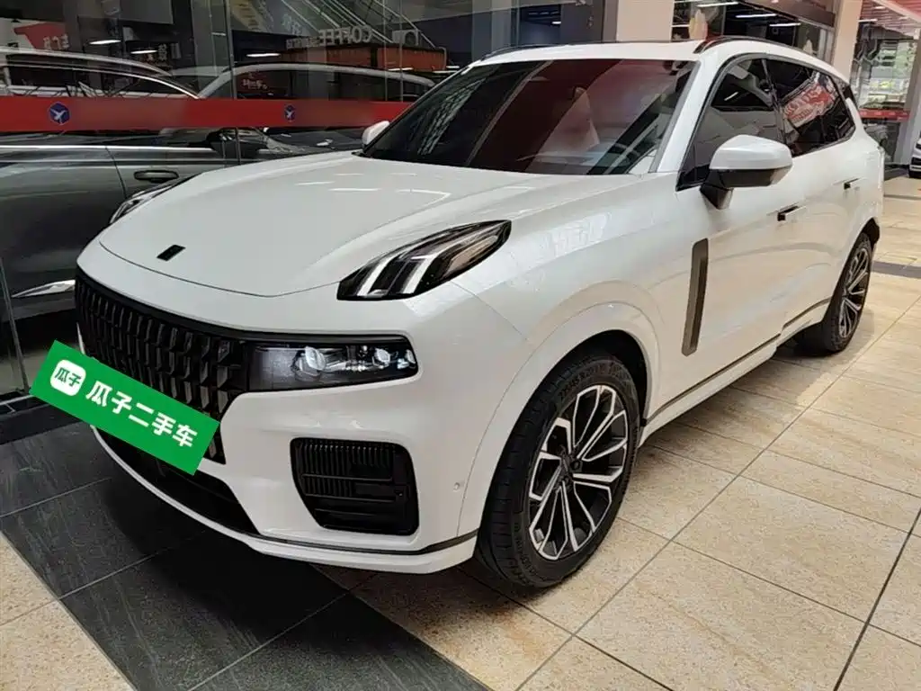 Lynk & Co 09 EM-P 2023