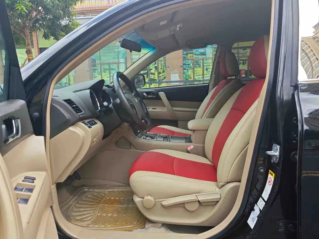 Toyota Highlander — миниатюра 10