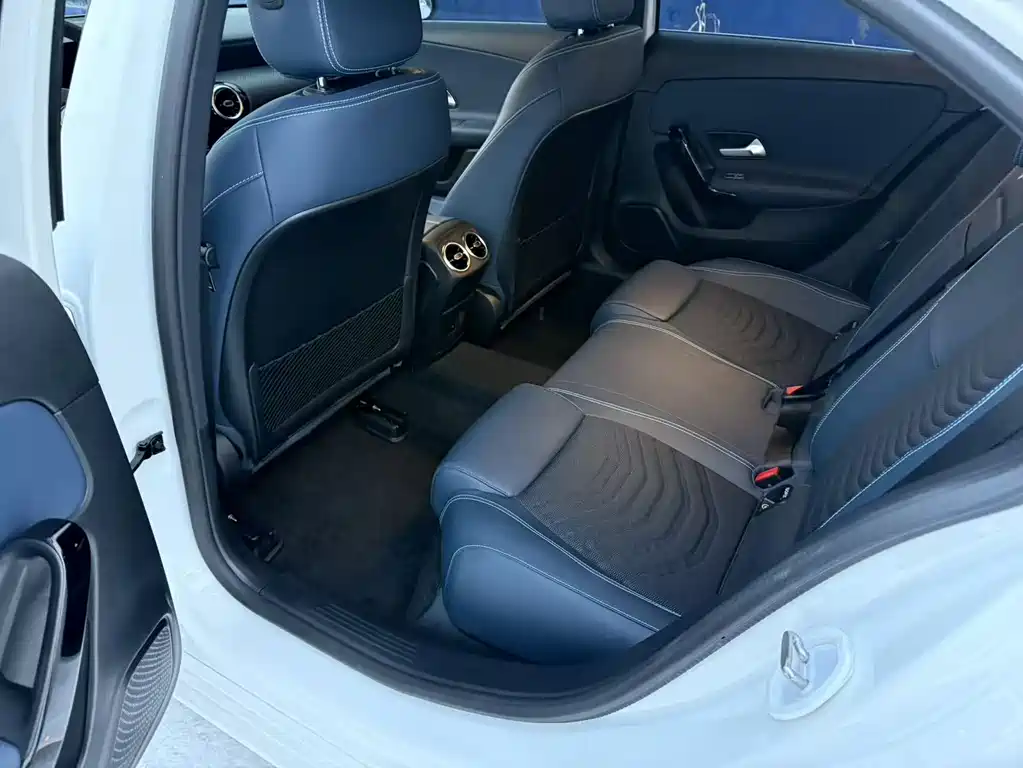 MERCEDES-BENZ A CLASS