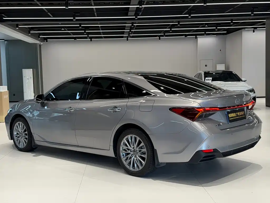 Toyota Avalon — миниатюра 4