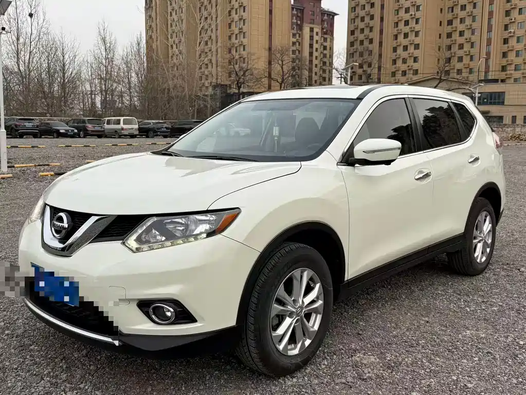 Nissan X-Trail 2015