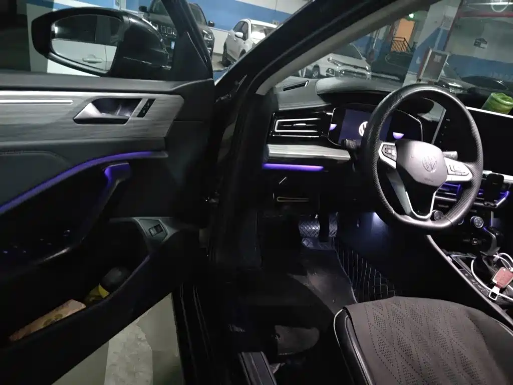 Volkswagen Sagitar — миниатюра 12