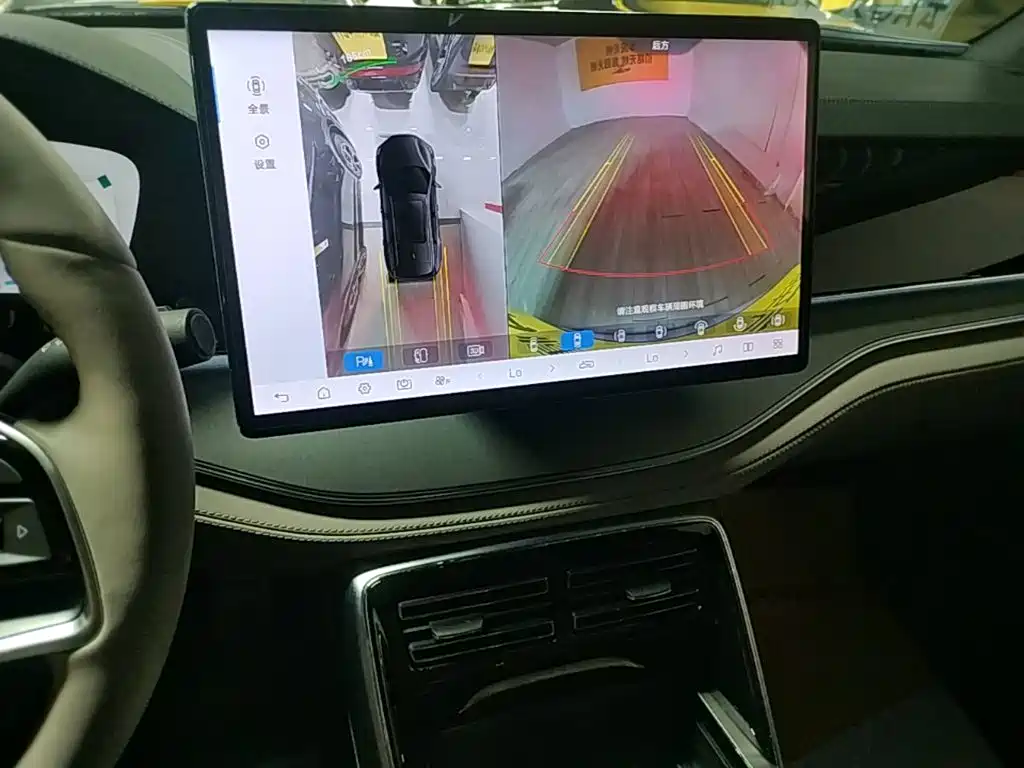 BYD Tang New Energy — миниатюра 18