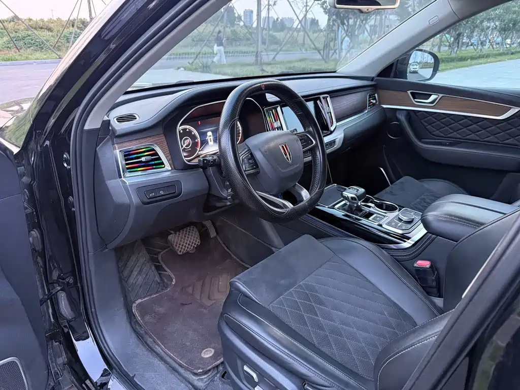 Hongqi Hongqi HS7 — миниатюра 9