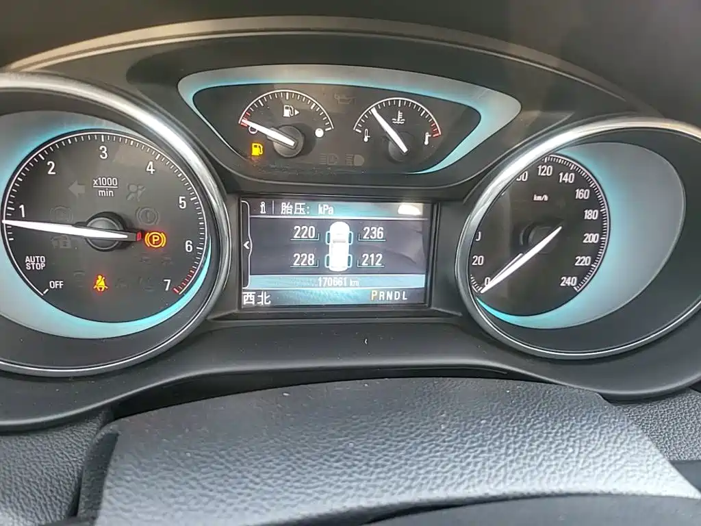 Buick Envision Plus — миниатюра 12