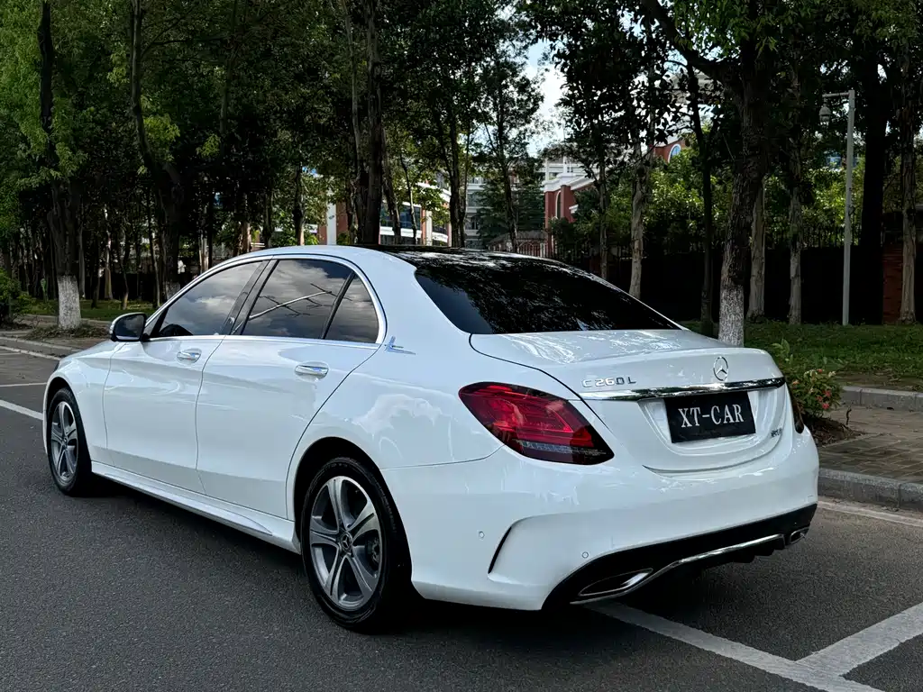 Mercedes-Benz C-Class — миниатюра 5