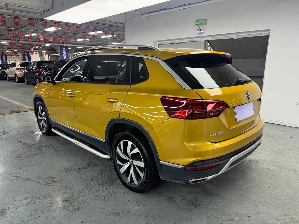 Volkswagen Tayron 2019 330TSI Luxury VI