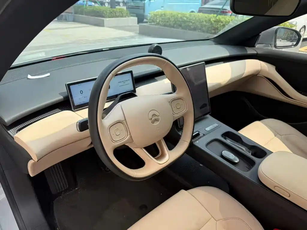 NIO ET5 — миниатюра 8