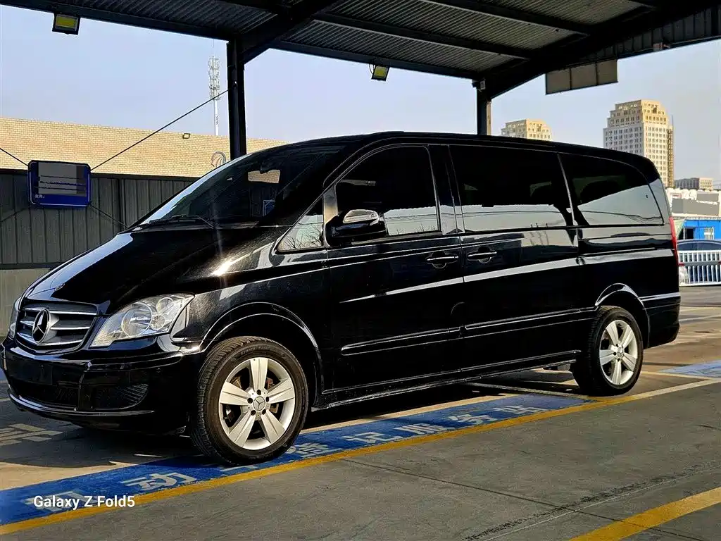 MERCEDES-BENZ VIANO