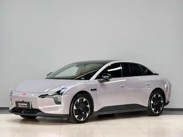 2025 Xpeng Mona M03