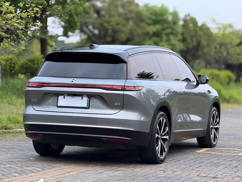NIO ES8 — миниатюра 5