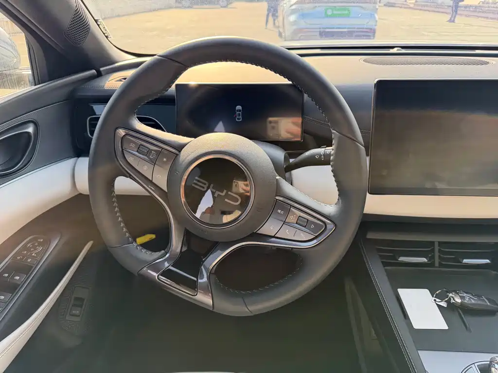 BYD SEAL 06 NEW ENERGY