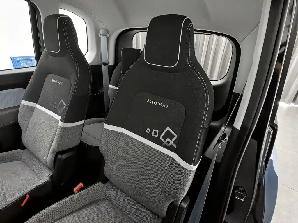 Baojun E300 — миниатюра 15
