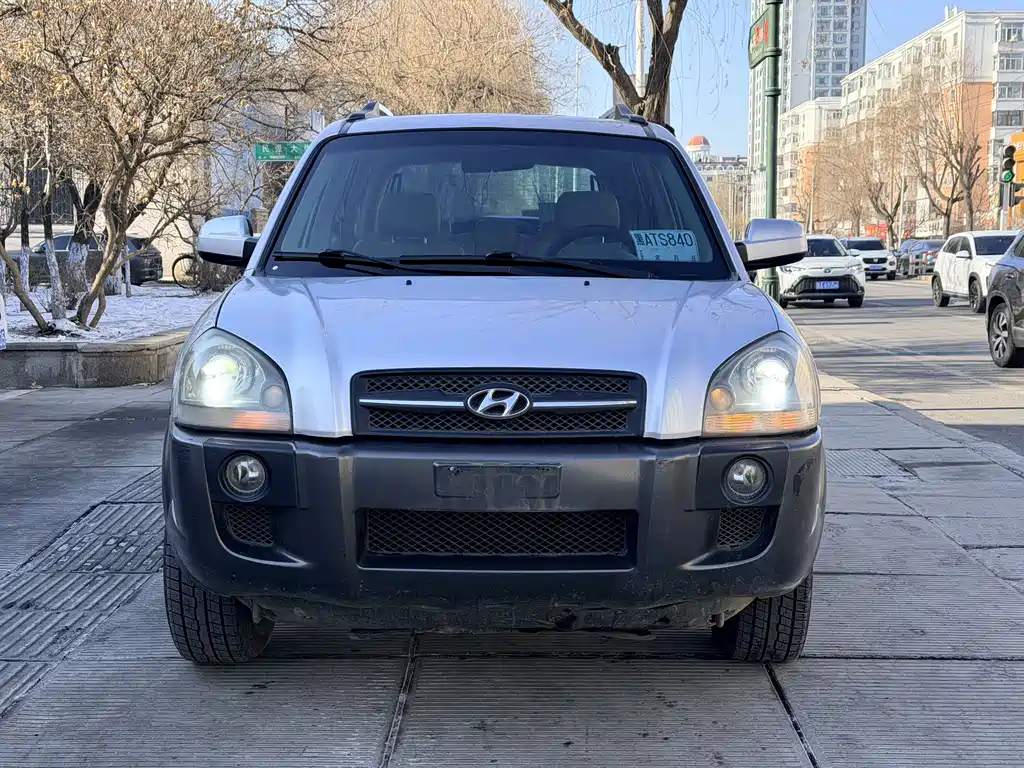 Hyundai Tucson 2006 2.0L MT Luxury