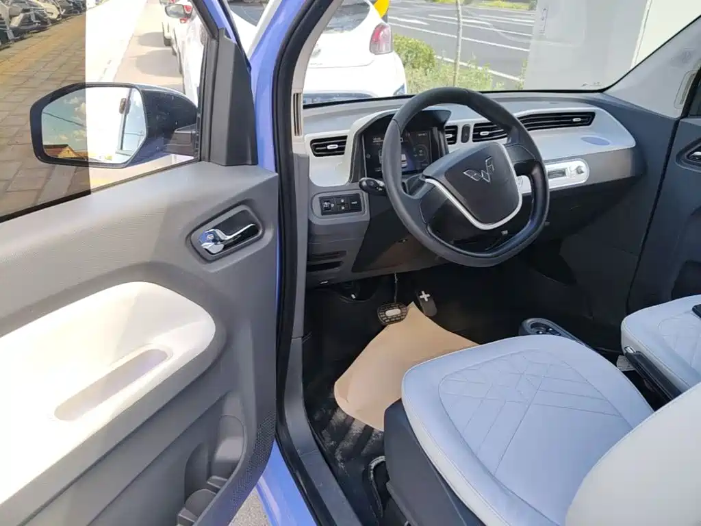 Wuling MINIEV — миниатюра 16