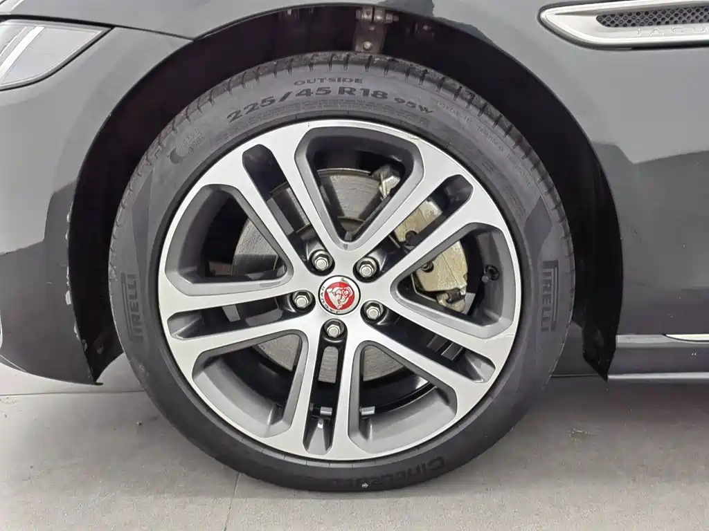 Jaguar XEL — миниатюра 17