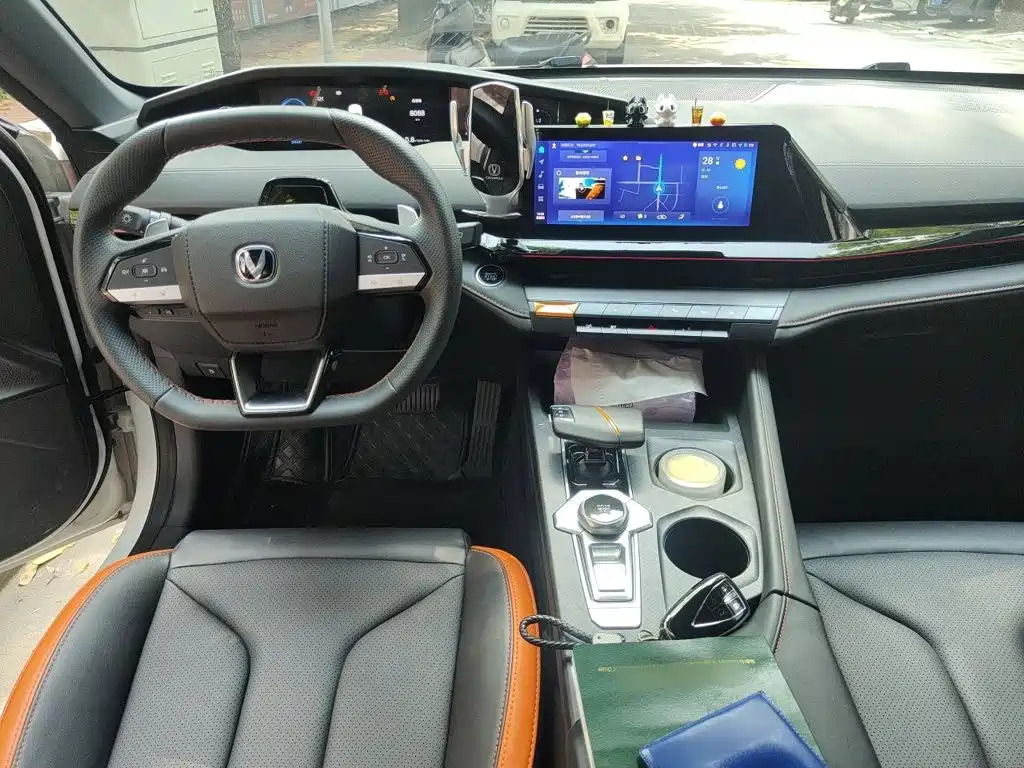 Changan UNI-V — миниатюра 10