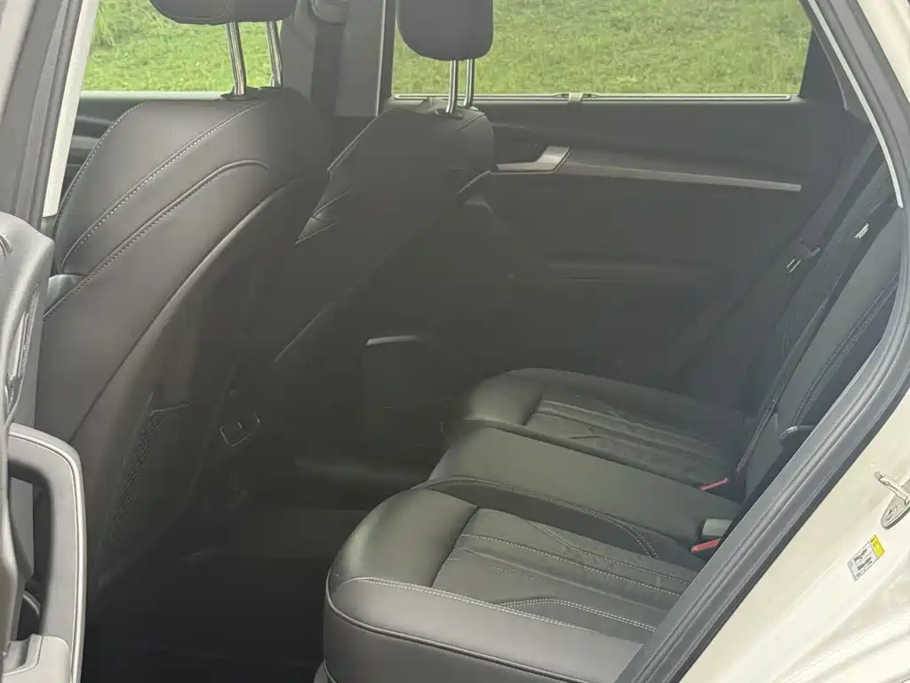 Audi Q5L — миниатюра 9