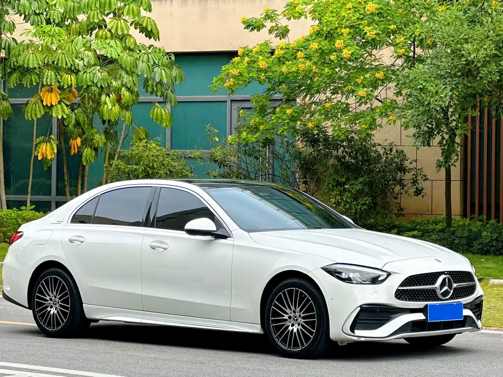 MERCEDES-BENZ C CLASS