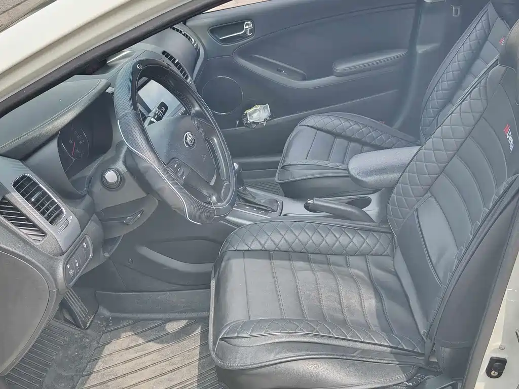Kia K3 — миниатюра 5