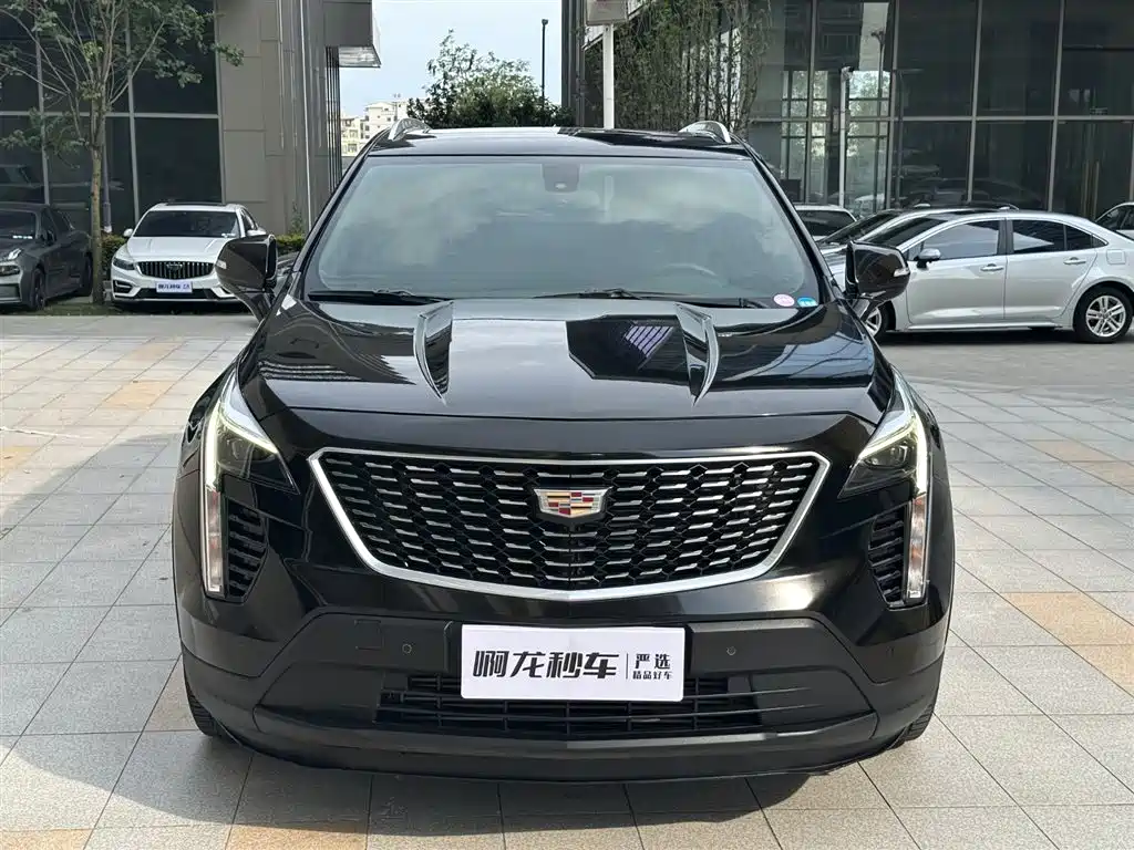 Cadillac XT4 2021 28T