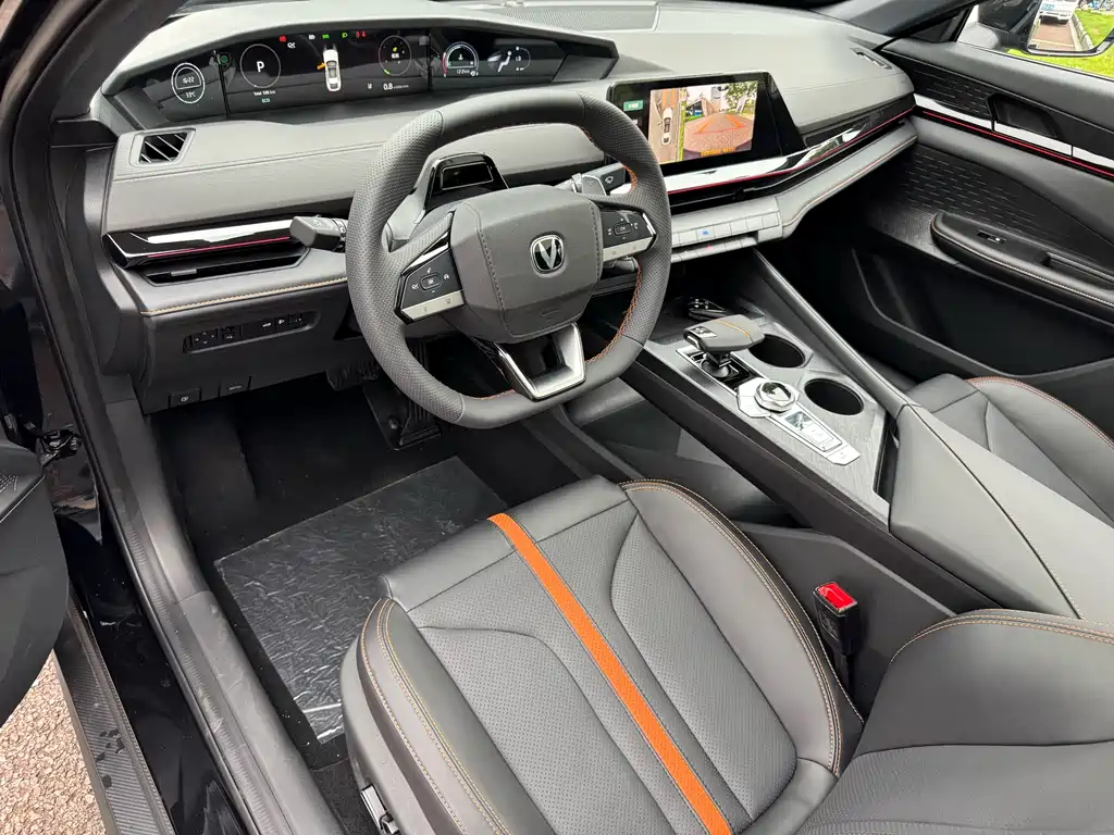 Changan UNI-V 2024 1.5T Luxury