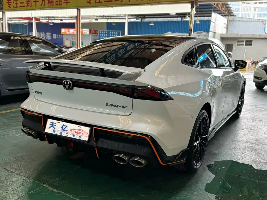 Changan UNI-V — миниатюра 14
